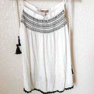 Forever 21 Embroidered Tassel Tie Tank